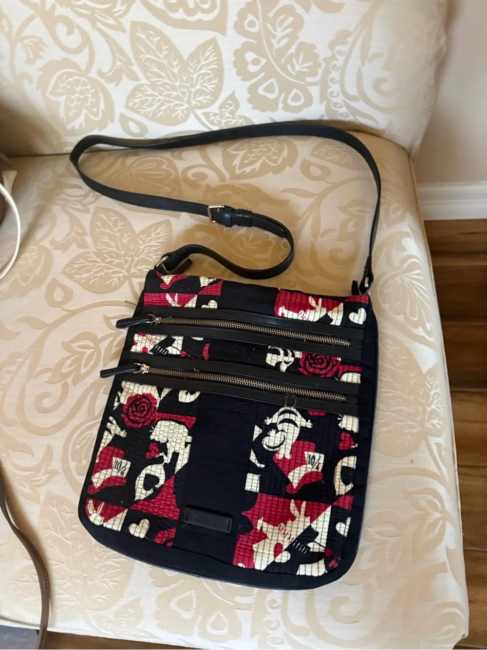 Vera Bradley x Alice in Wonderland Crossbody.